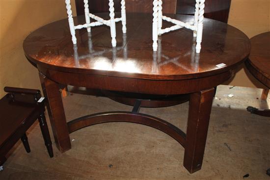 German extending dining table(-)